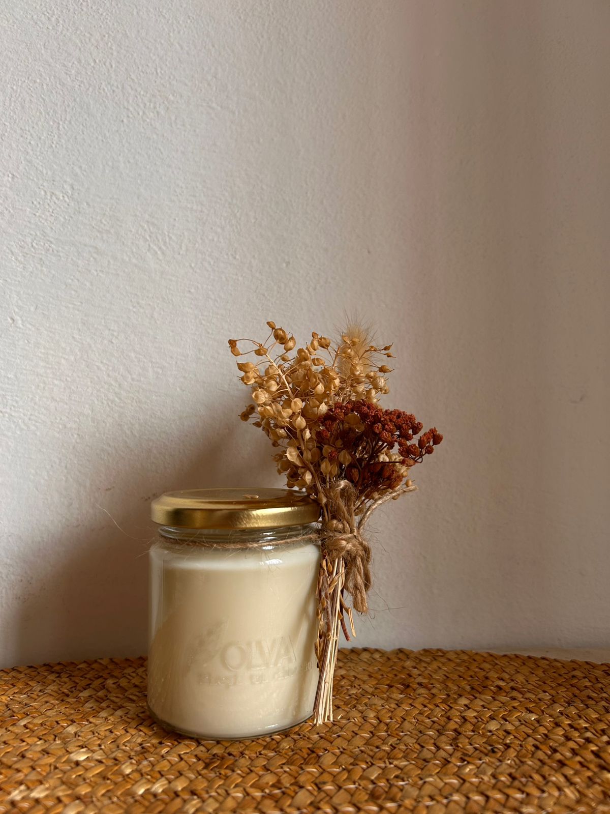 Pack Esencial OLVA: vela y flores secas